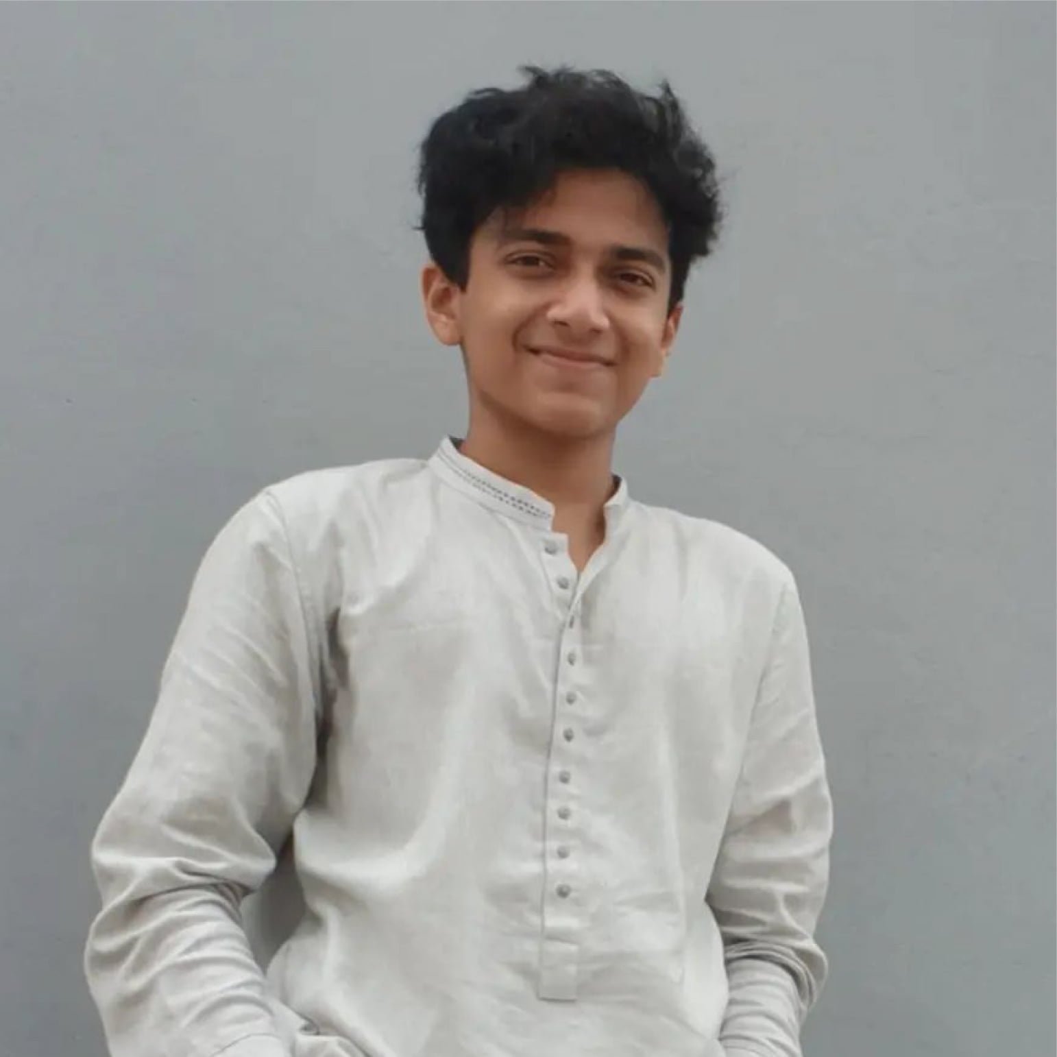 Navid Ayon